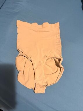 Skims shapewear